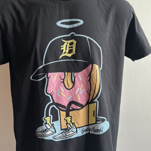 Donut Large Black Rumbl T Shirt - Picture 2 of 6